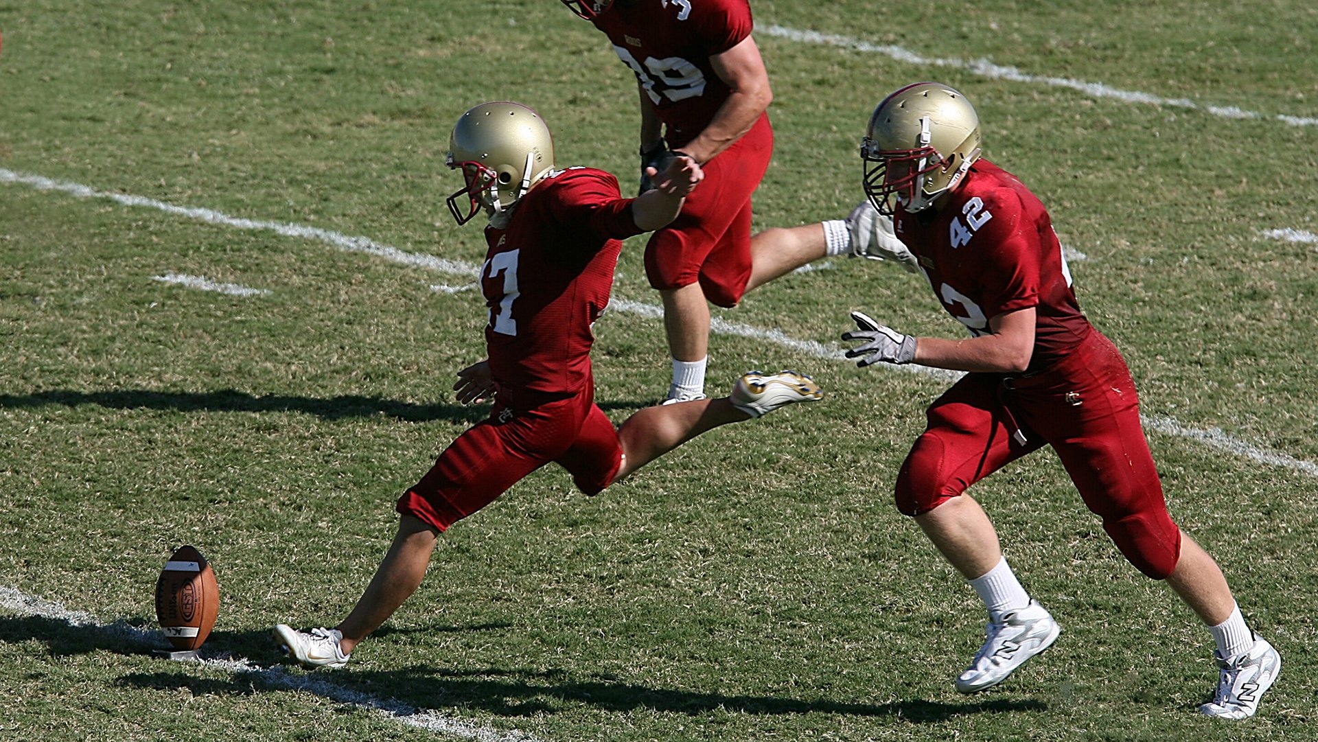 足球与生命:运动中诞生的温暖故事,足球和生活有什么联系