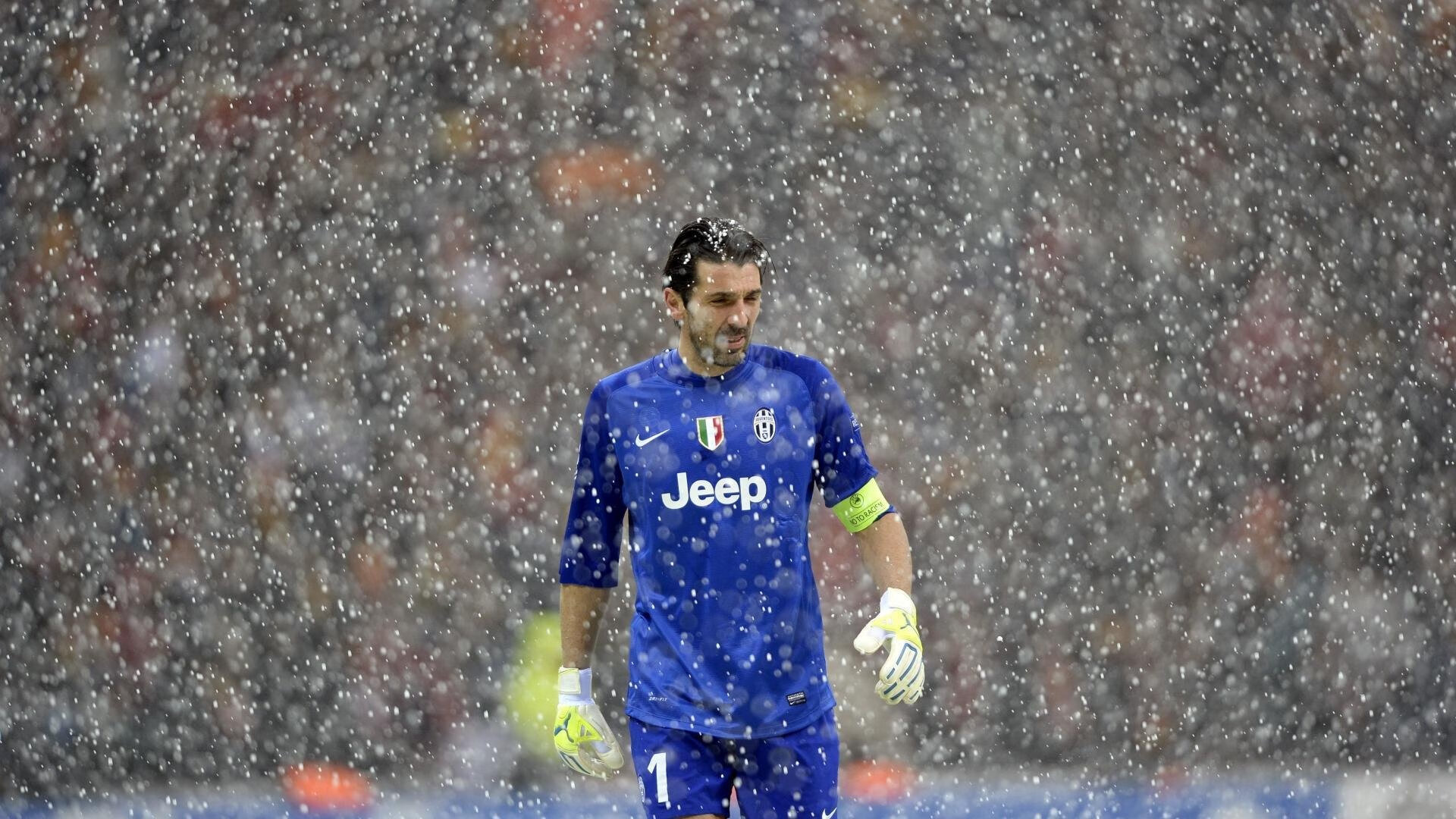 -五大联赛球员跑动数据是否与战术执行相关，五大联赛球员总数