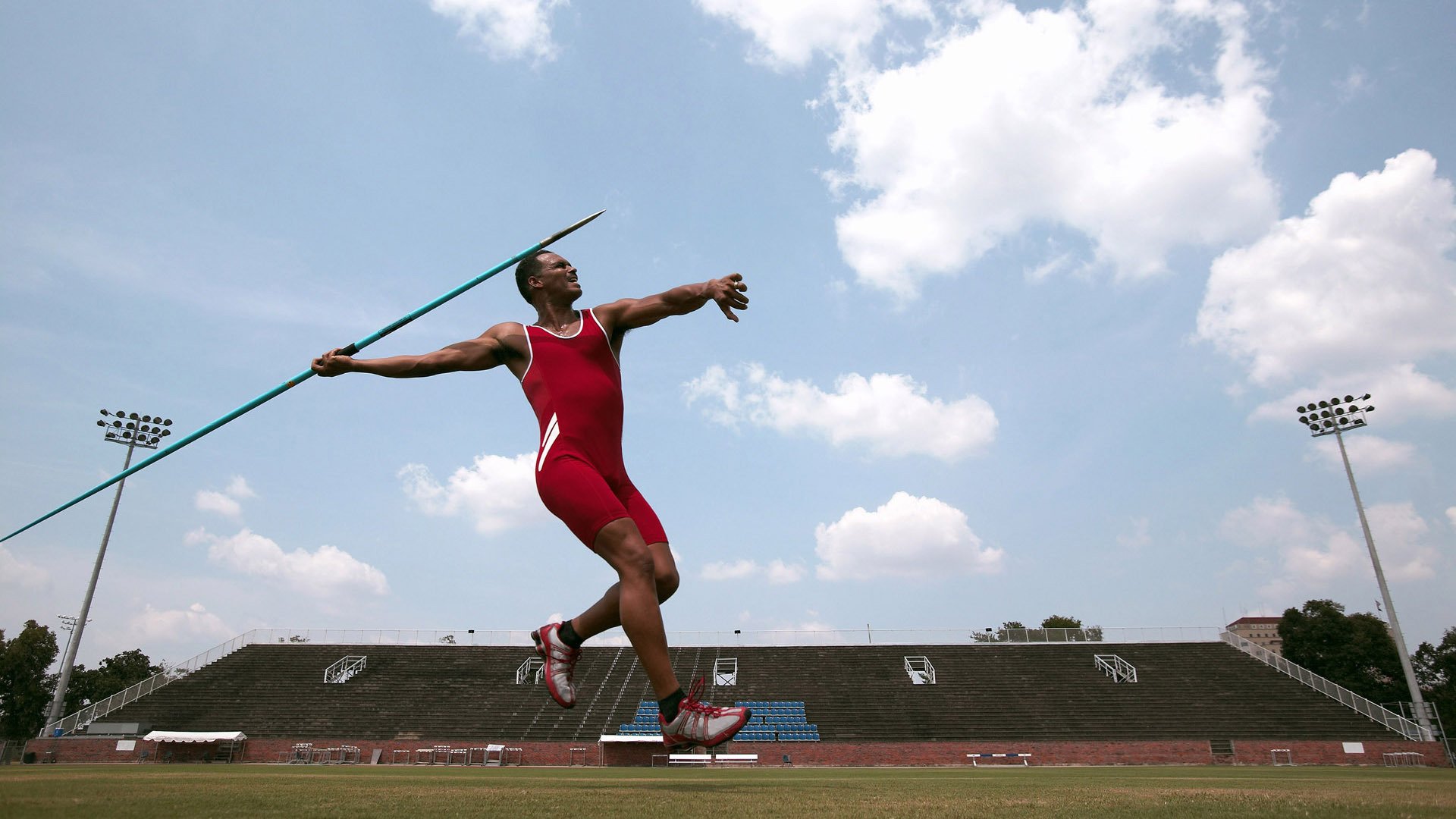 弗兰:全黑队的“多面手”,无论防守还是进攻,他都能为队友提供支持