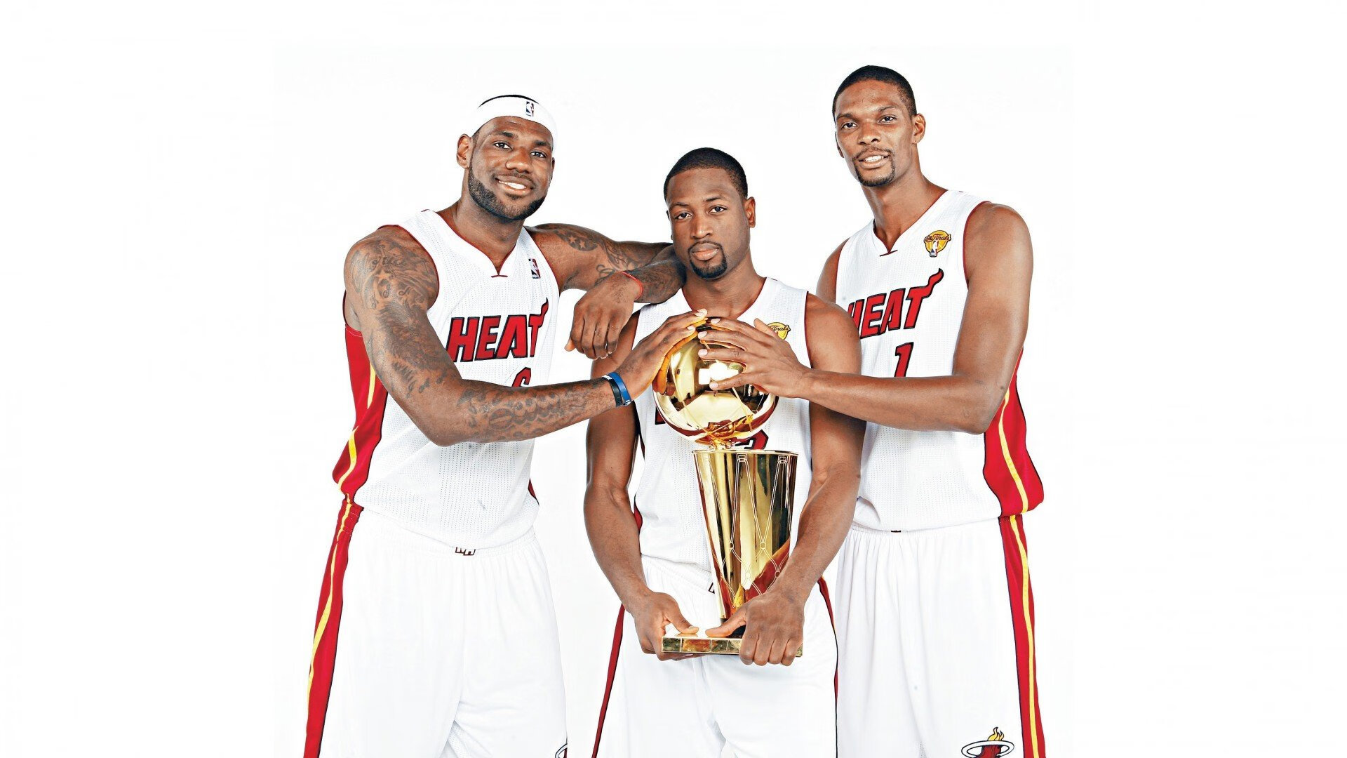 对比NBA与欧洲篮球风格,nba和欧洲篮球的差距