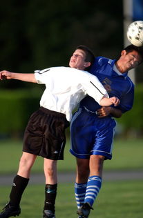 JiuyouAPP下载-日本二档稳住 国足跌不下也上不去，日本足球二流